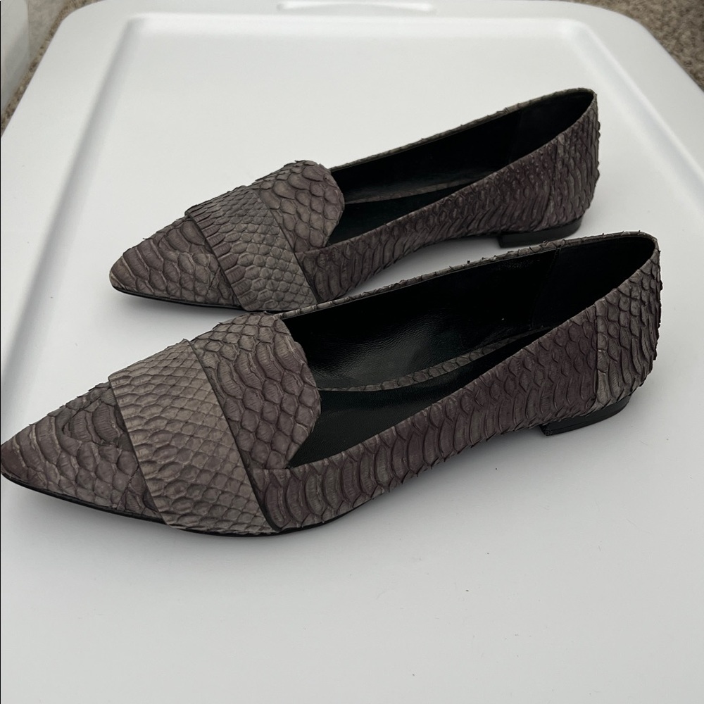 EUC Aerin Grey Faux Snakeskin Flats - Picture 3 of 6